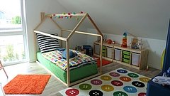 Kinderzimmer im Einfamilienhaus Komfort von Kern-Haus in Neupotz