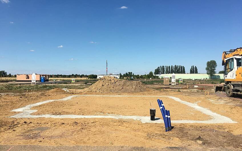 Vorbereitung für die Bodenplatte für Kern-Haus Vero in Magdeburg
