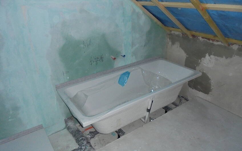 Eingebaute Badewanne im individuell geplanten Einfamilienhaus Komfort von Kern-Haus in Herxheim