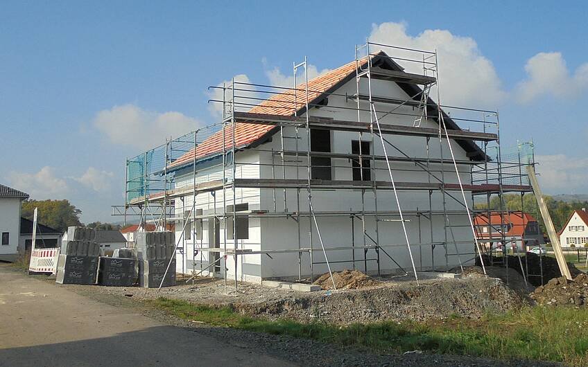 Dacharbeiten am individuellen Kern-Haus Komfort in Obrigheim