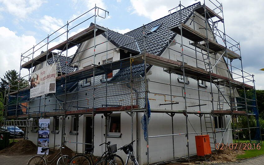 Ein Doppelhaus bauen in Ronnenberg, diese Entscheidung hat eine Familie getroffen und freut sich auf den Einzug!