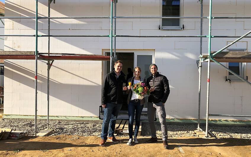 Rohbaubesichtigung im individuell geplanten Einfamilienhaus Signum von Kern-Haus in Römerberg