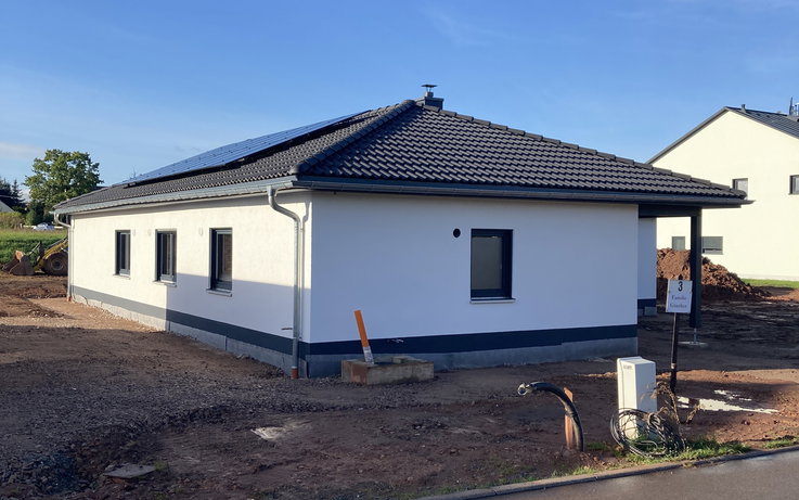 Hartenstein - T-förmiger Bungalow mit cleverem Grundriss
