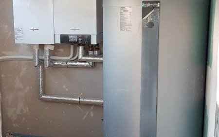 Technikraum in der individuell geplanten Doppelhaushälfte Twin XL von Kern-Haus in Bammental