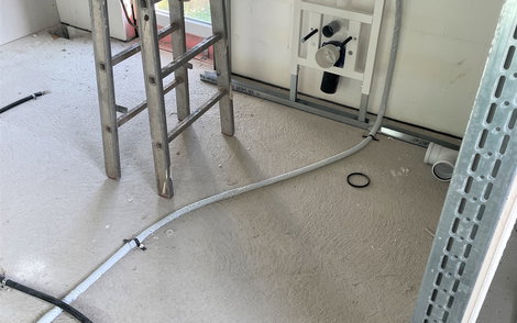 Im Sanitärbereich wurden die Vorwandmodule installiert.