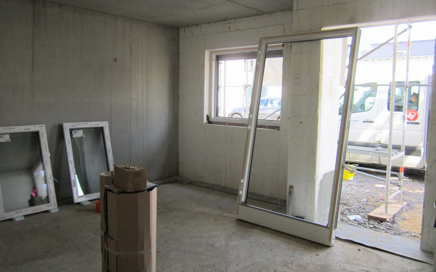 Die Fenster wurden angeliefert.