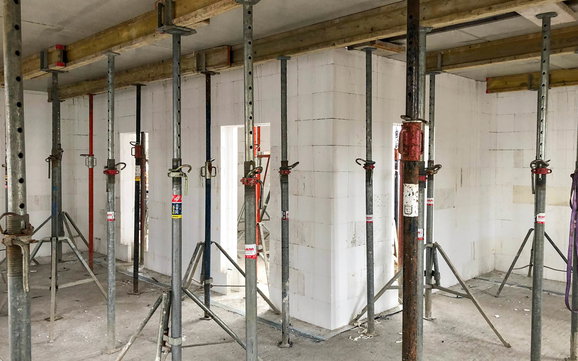 STänderwerk für Zwischendecke des Kern-Haus in Wörmlitz