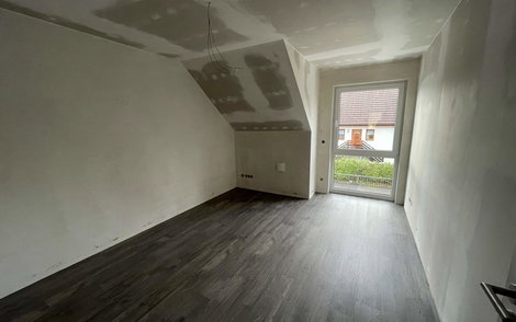 Fußbodenverlegung Dachgeschoss