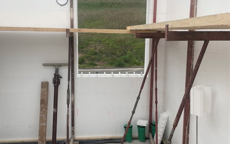 Die massive DuoTherm-Wand ist nicht nur außen, sondern auch innen gedämmt.