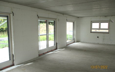 Die Fenster wurden eingebaut. 