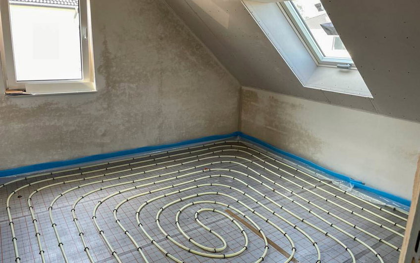 Heizschleifen für Fußbodenheizung in Kern-Haus Familienhaus in Halle Reideburg