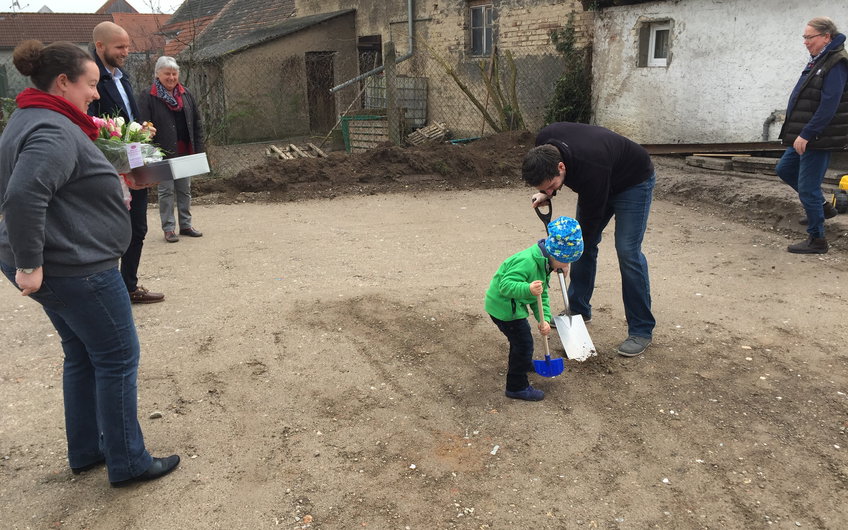 Grundsteinlegung für das Kern-Haus Komfort in Linkenheim-Hochstetten