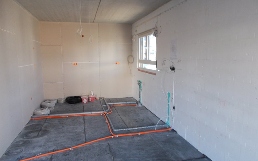 Elektroinstallation im individuell geplanten Einfamilienhaus Luna von Kern-Haus in Dettenheim