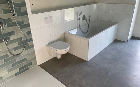 Fliesen Badewanne