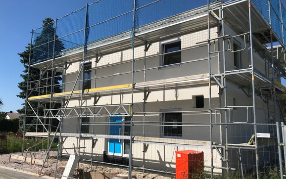 Außenputz an der individuell geplanten Kern-Haus-Stadtvilla Mateo in Sasbach