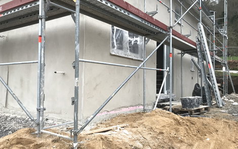 Der Unterputz wurde aufgetragen.