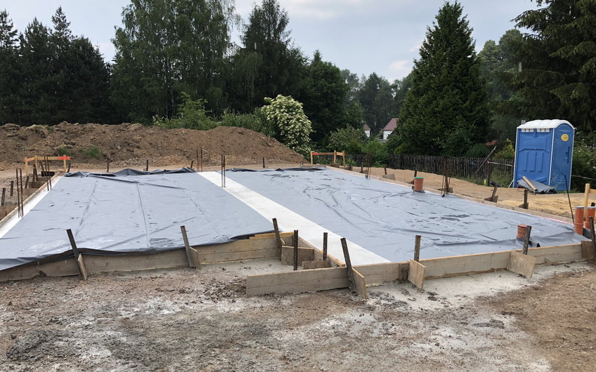 Bodenplatte für umgeplantes Kern-Haus Futura Bauhaus in Zwickau-Schneppendorf