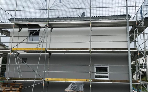 Fassade der individuell geplanten Kern-Haus-Stadtvilla Mateo in Sasbach
