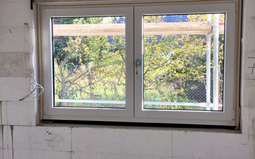 Einbau zweiflügeliges Fenster