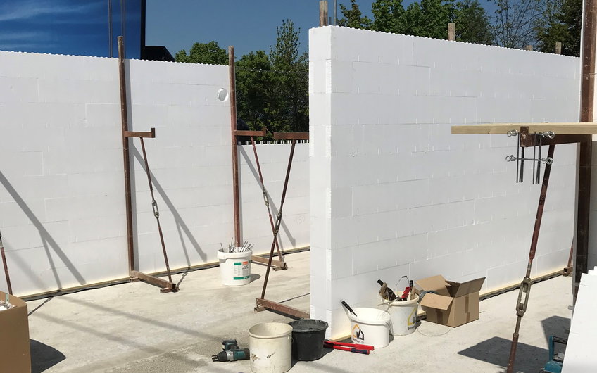 Die massive DuoTherm-Wand ist nicht nur außen, sondern auch innen gedämmt.