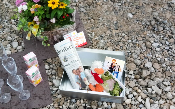 Grundsteinkassette mit Füllung