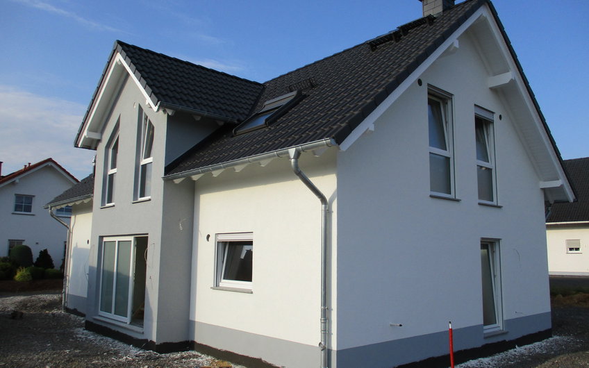 Das Haus wurde verputzt.