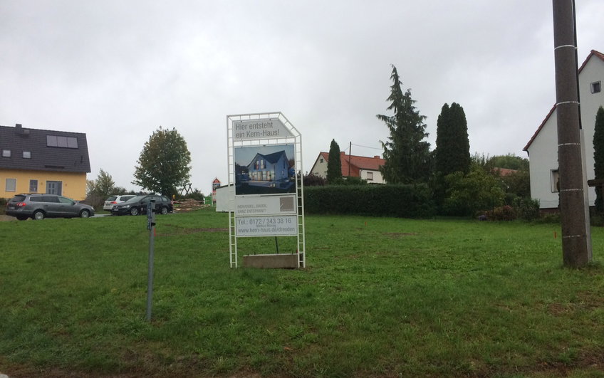 Bilder vor Baubeginn - erste Einblicke auf das Grundstück