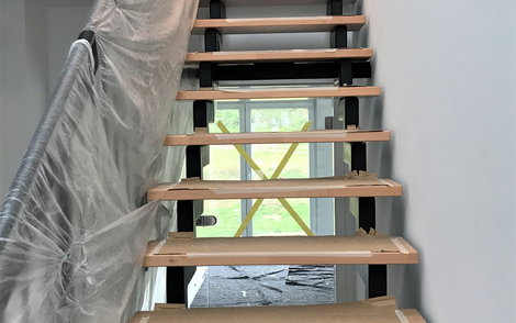 Die Treppe wurde montiert.