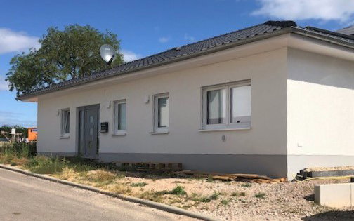 Individuell geplanter Bungalow Balance von Kern-Haus in Weinolsheim