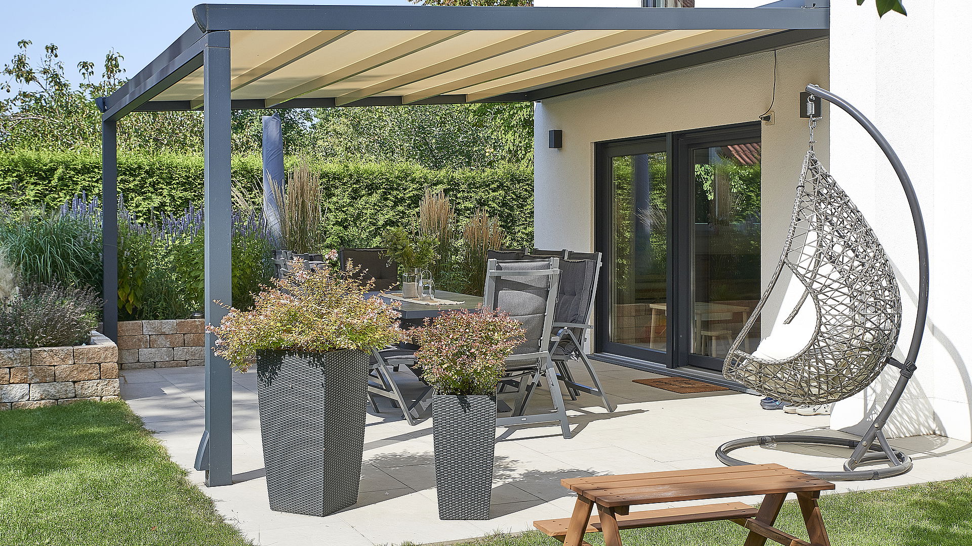 Kern-Haus Vero Sitzgruppe Garten