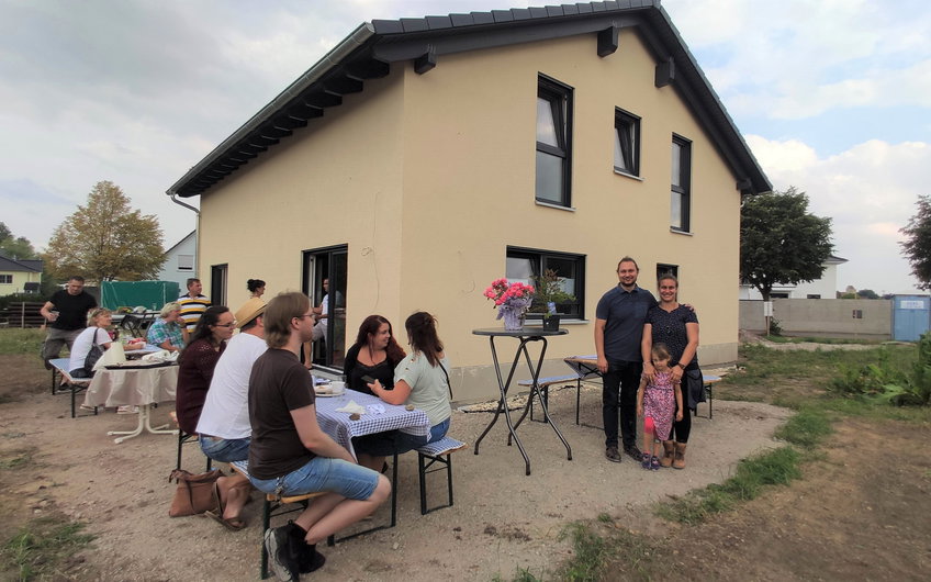 In einem kleinen Rahmen wurde gemeinsam das Rohbaufest gefeiert.