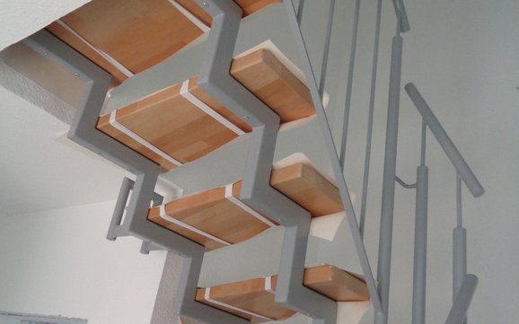 Treppe im frei geplanten Einfamilienhaus von Kern-Haus in Bad Dürkheim
