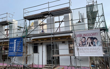 Rohbau Wände im OG Vorderansicht
