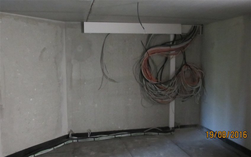 Alle Elektro-Kabel wurden bis zum Verteiler in den Keller gelegt.