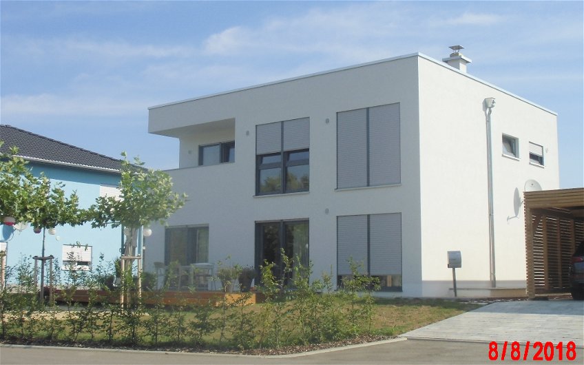 Bauhaus Cube von Kern-Haus in Zwickau-Oberplanitz