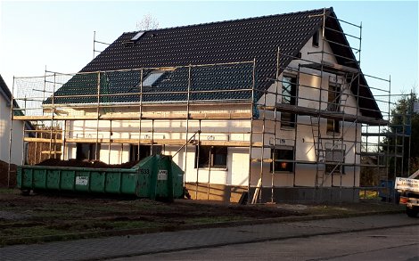 Dacheindeckung und Fenster am Kern-Haus in Limbach-Oberfrohna