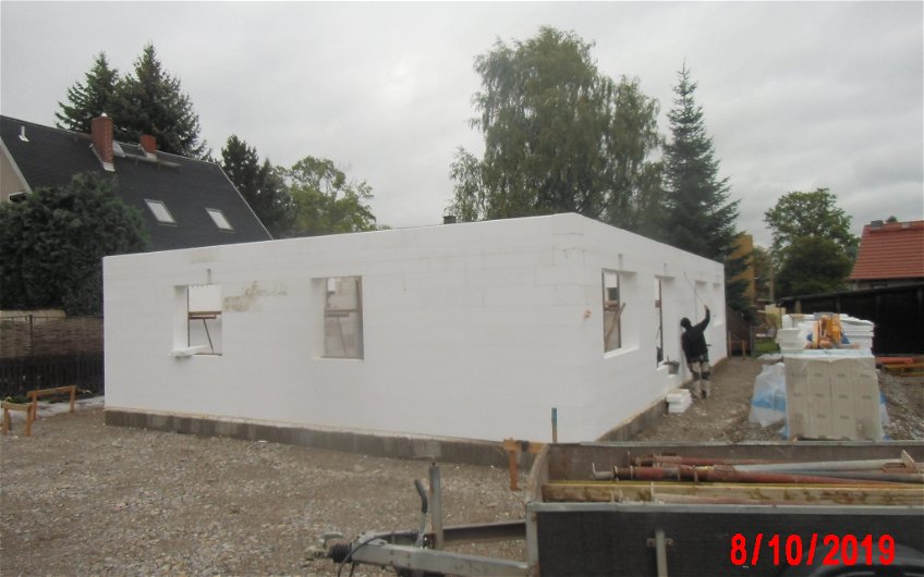 Erdgeschoss für frei geplantes Kern-Haus mit Einliegerwohnung in Wittgensdorf