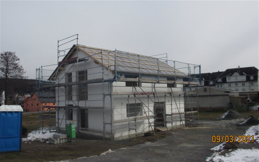 Beginn Dacheindeckung für Kern-Haus Jara in Olbernhau