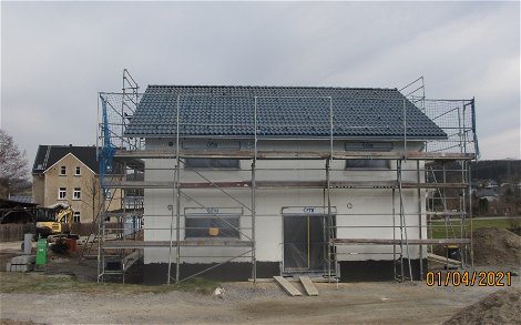 Dacheindeckung und Fenster für Kern-Haus Jara in Olbernhau