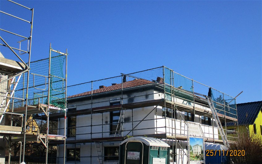 Dacheindeckung für Stadtvilla Signus von Kern-Haus in Chemnitz-Gablenz