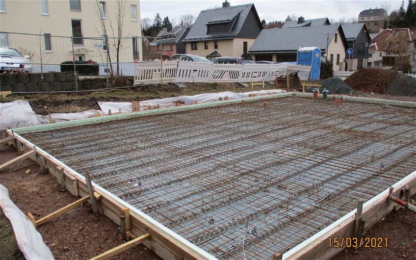 Vorbereitung Bodenplatte für frei geplantes Kern-Haus in Stollberg