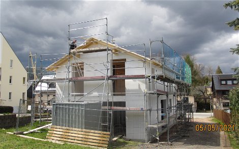 Dachfolie für frei geplantes Kern-Haus in Stollberg