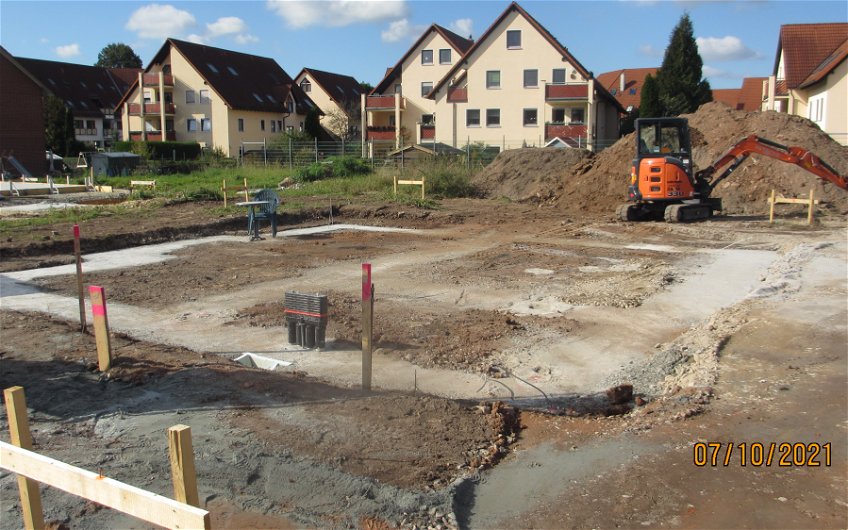 Gründung und Fundamente für Kern-Haus Esprit in Niederlungwitz