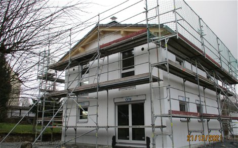 Dacheindeckung und Fenster für Kern-Haus Cara in Amtsberg