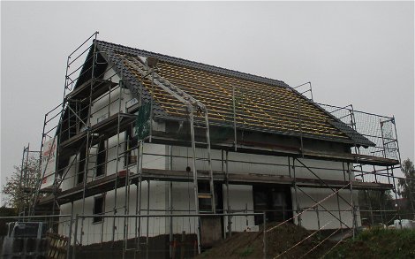 Dacheindeckung für Kern-Haus Cara in Frankenberg