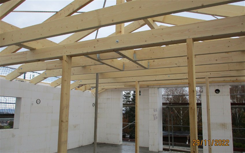 Dachstuhl für frei geplantes Kern-Haus Vero in Hohndorf