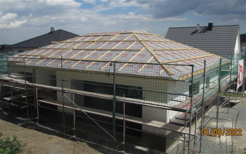 Dachfolie für umgeplanten Kern-Haus-Bungalow Balance in Plauen