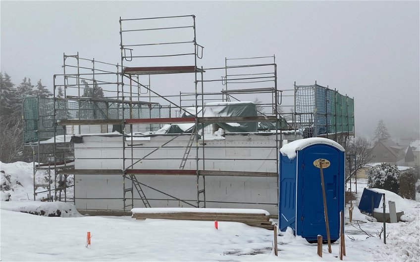 Baustelle für Kern-Haus Signum in Bobritzsch ruht vorerst
