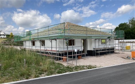 Dachlattung für frei geplanten Bungalow von Kern-Haus in Eibenstock, OT Sosa