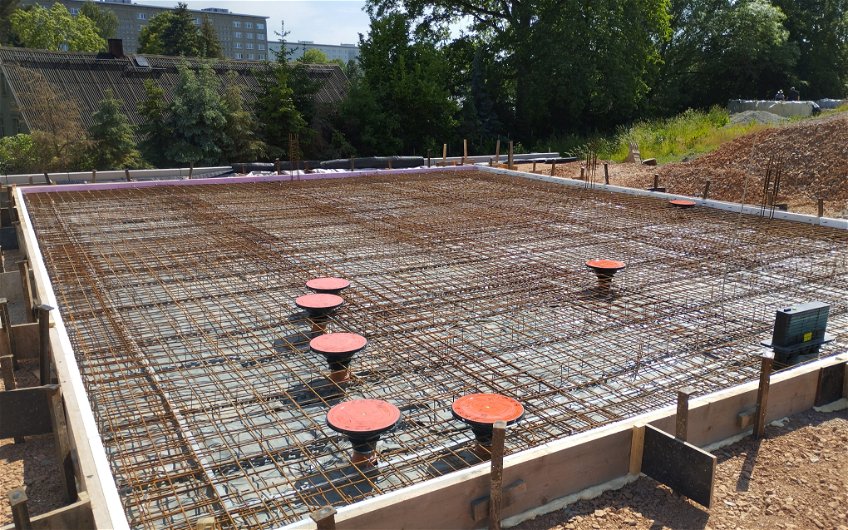 Bewehrung Bodenplatte für frei geplantes Kern-Haus in Chemnitz